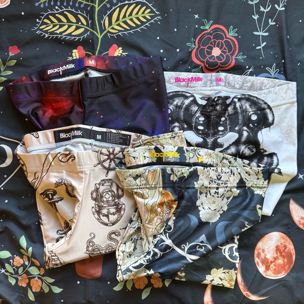 BlackMilk legging bundle